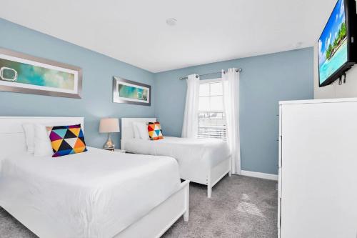 Family Resort - 4BR Home Near Disney - Private Pool BBQ! - image 10