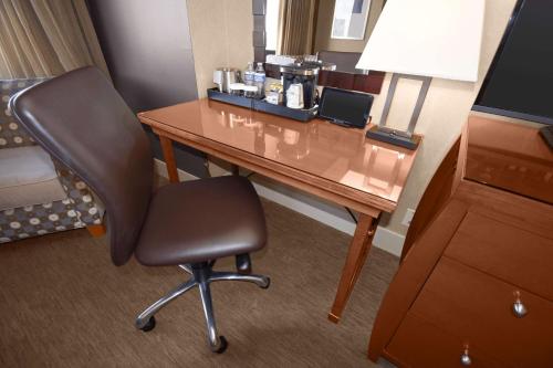 Skyline View - Two Double Beds image 3