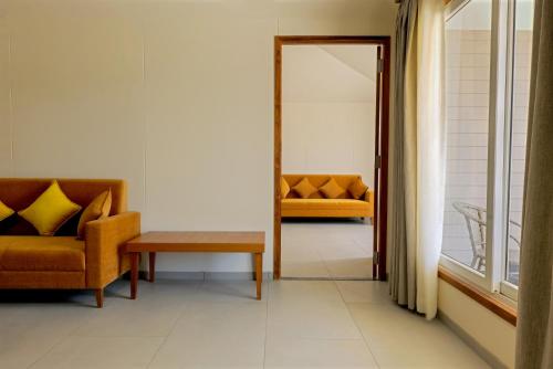 The Gold Beach Annexe – Diu, MS
