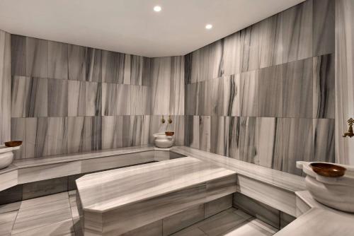 Gyógyfürdő, Wyndham Grand Tbilisi near Örményország Múzeuma