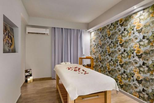 Corfu Palma Boutique Hotel - image 3