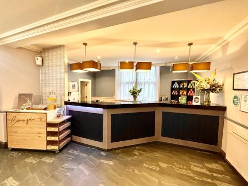 Leonardo Edinburgh City - image 11