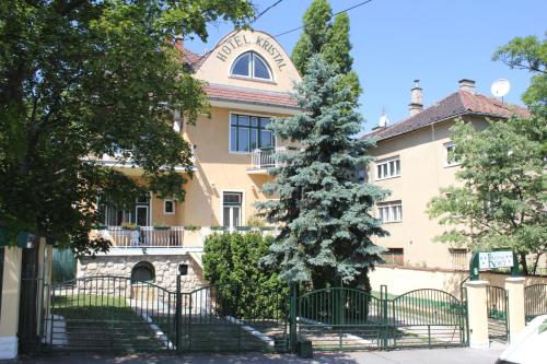 Villa Hotel Kristal, Budapest bei Obarok