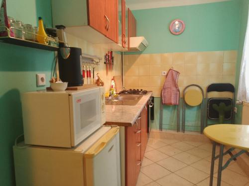 Kitchen, Marie in Petrkovice