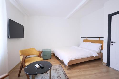 1 double bed