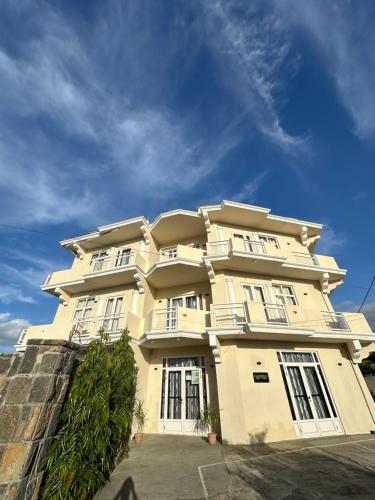 Eleganz Residence, Grand Bay