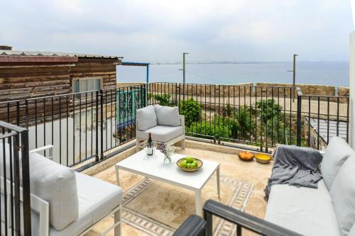 Siwar Boutique Suites in Acre