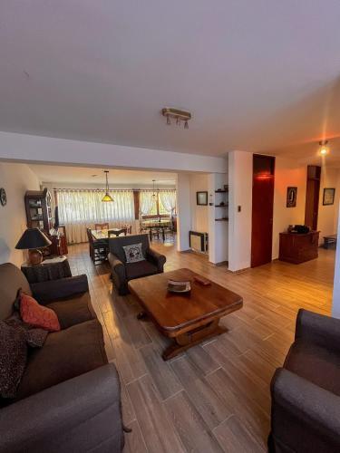 Algarrobo Amplio