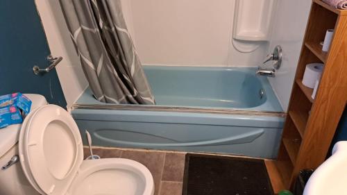 ห้องน้ำ, Le1226-Private Room 5 with Free WIFI and Parking in เอ็ดมันด์สตัน (NB)