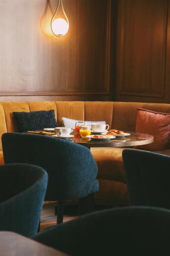 Їжа та напої, Grand Hotel Bellevue in Лілль