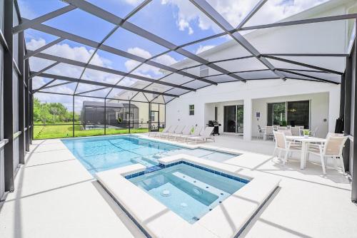 Near Disney - 12BR Home - Private Pool and Hot Tub