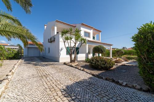 Casa Onda - Fabulous Ocean View Villa in Aljezur