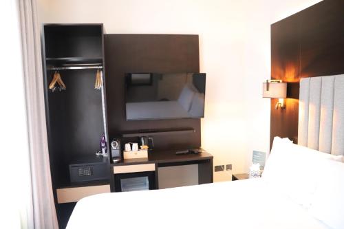 Rove Hotel London Paddington - image 2