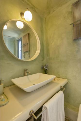 Seaside luxury villa - image 10