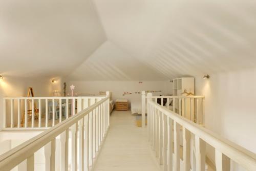 Seaside luxury villa - image 10
