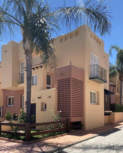 Playa Puerto Banus - House with rooftop Concha view, Marbella