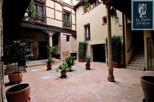 Patio de los Ángeles