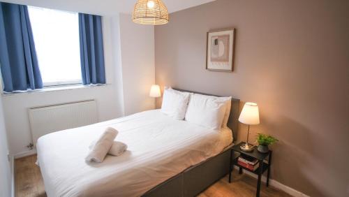 Modern & Premium 2BR 2BA City Center Apartment