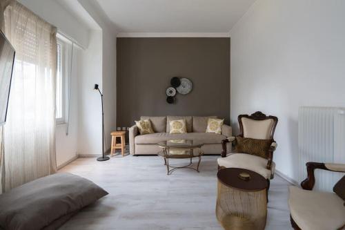 Central Green Apartments - image 2