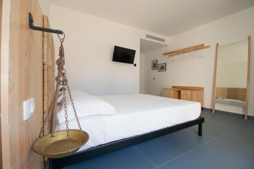Deluxe Double Room image 10