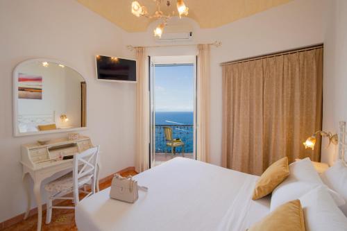 Flatiron app 1 by Sosòre Holiday Homes - Amalfi Coast, Praiano (foto 7)
