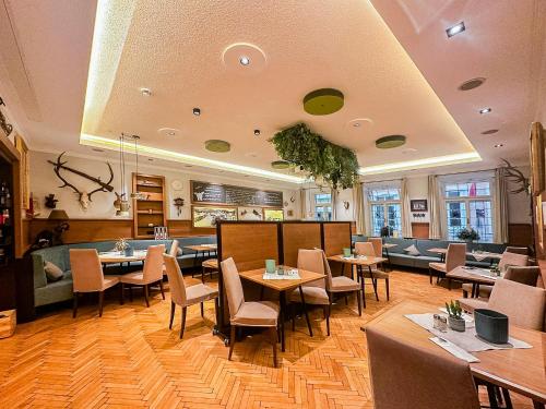 Hotel Elefant – Salzburg, IA