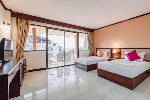 room detail thumbnail 0