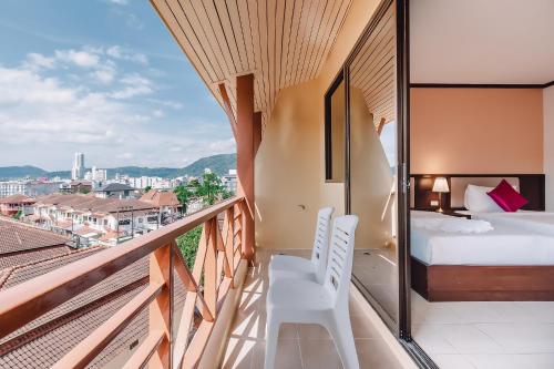 room detail thumbnail 1