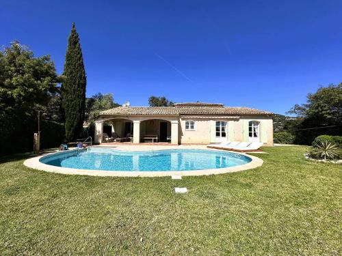L'Oulivo, Villa pour 10 personnes avec piscine privée dans le Domaine de Valcros à La Londe-les-Maures - Location, gîte - La Londe-les-Maures