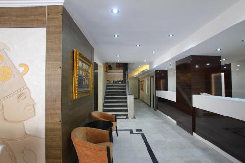 Myra Hotel - 숙소 외관