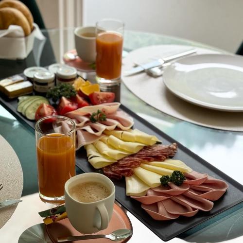 Food and beverages, Apartment am Ossiachersee mit eigenem Seezugang in St. Andra