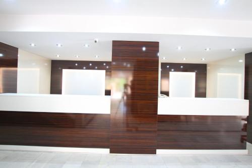 Myra Hotel - image 11