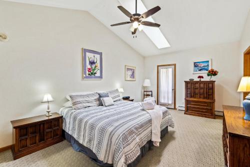 Cascade Park Townhome - image 12