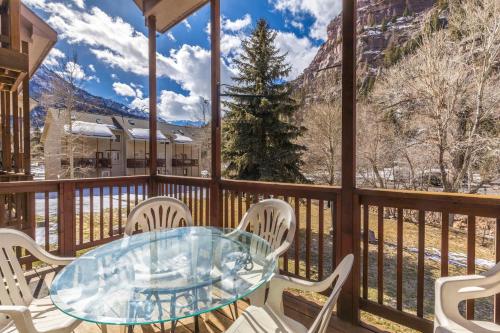 Cascade Park Townhome - image 11