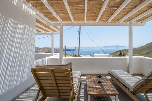 Sea Houses SERIFOS