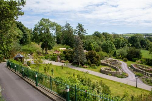 Fernhill House Hotel & Gardens