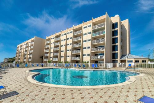 Beach House Condominiums D104 - Beachfront with Pool, WiFi, & Beach Service Beach House Condominiums D104 - Beachfront with Pool, WiFi, & Beach Service