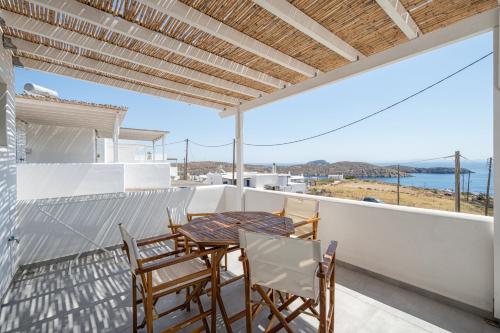 Sea Houses SERIFOS