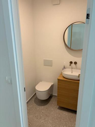 Dreamy nature apartment near city-family friendly, FREE parking, Lublaň (fotografie 10)