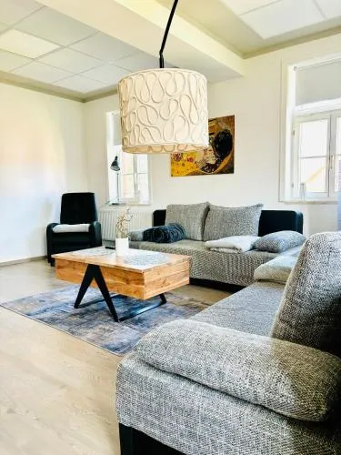 SH-Apartments-Idylische FeWo Amenti, Wifi, Parken, zentral in Schmalkalden, Deutschland
