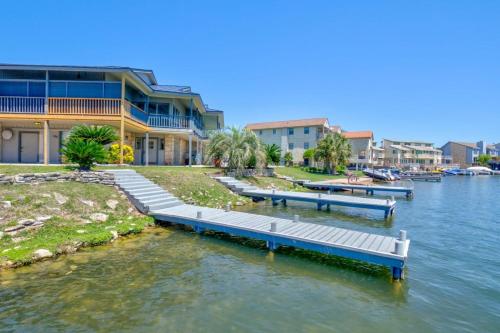 Sundowner Stay on Lake LBJ! in Horseshoe Bay, Vereinigte Staaten von Amerika