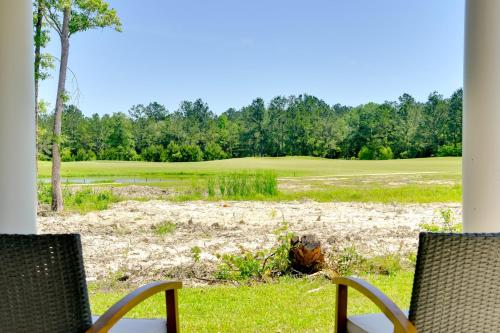 Spacious Springfield Home w/ Golf Course View! in Springfield (LA)