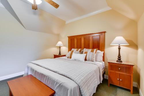 Springfield Studio Rental with Golf Course View! in Springfield, USA