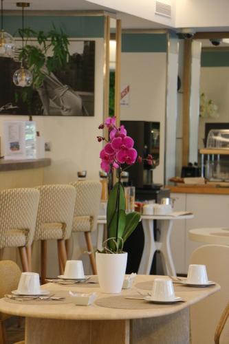 Hôtel Victoria - image 10