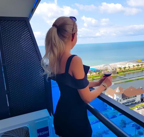 Orbi Sea View Suite - Apartment - Batumi