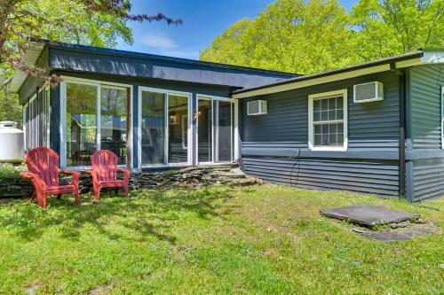 Catskills Family Retreat: Fishing & Hiking On-Site in East Durham (NY)