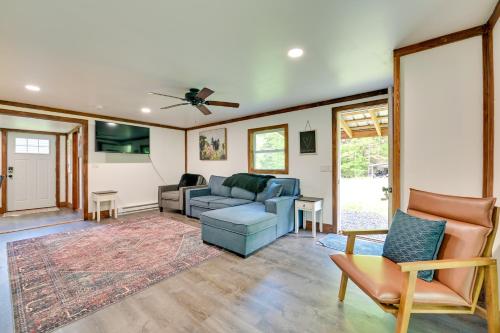 Cozy Catskills Cabin - 12 Mi to Windham Mountain! in East Durham (NY)
