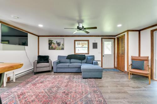Cozy Catskills Cabin - 12 Mi to Windham Mountain! in East Durham, USA