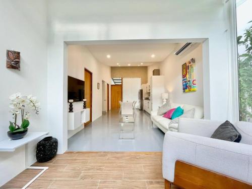 Modern 2 Bed 2 Bath L Strong Wifi Carport in Copey