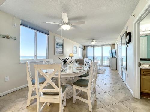 Beachfront, Pool, BBQ & Game room! Extra Windows = More Light & More Views in New Smyrna Beach, USA